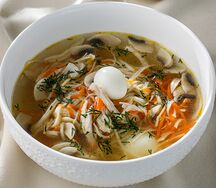 Куриный суп-лапша