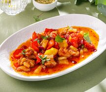 Курица с ананасом