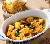 Креветки с чесноком и петрушкой