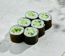 Ролл с огурцом