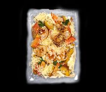 Цезарь с креветками и картошкой