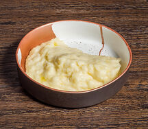 Толчёный картофель с сыром раклет