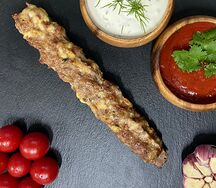 Говяжий люля-кебаб с сыром гауда