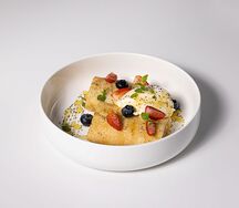 Блинчики с маком и кокосовым кремом