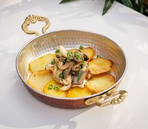 Жареный картофель с вешенками 