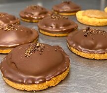 Веган миндальное печенье с банановой карамелью