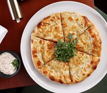 Хачапури с тремя видами мяса