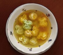 Суп с пельмешками