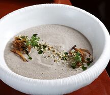Грибной крем-суп с вешенками фри