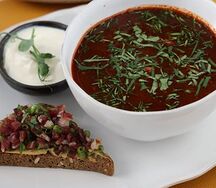 Борщ красный с говядиной 