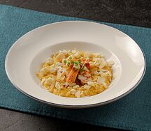 Ризотто с мясом краба и тыквой