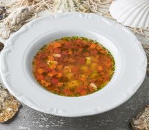 Уха с судаком и икрой сазана