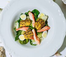 С камчатским крабом и кукурузой