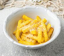 Картофель фри с пармезаном и трюфельным маслом