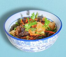 Салат с древесными грибами