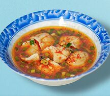 Дамплинги со свининой и говядиной в соусе