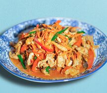 Свинина верёвочкой в ароматном рыбном соусе