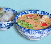 Том ям с морепродуктами