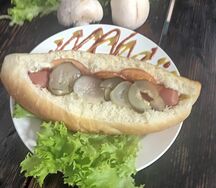 С солёным огурцом