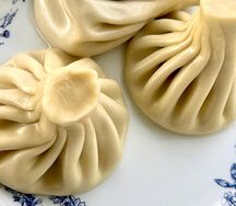 Жареные хинкали со свининой и говядиной 