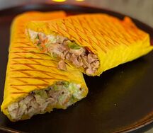 Шаурма в сырном лаваше