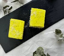 Конфета Птичье молоко с фисташкой
