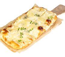 ПиНца Четыре сыра