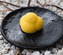 Манговое пирожное 