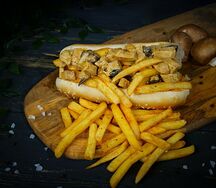 Бутерброд в булке том ям с курицей