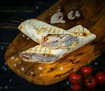 Шаурма маленькая в лаваше грибная
