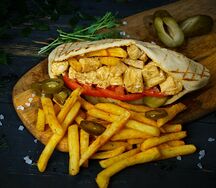 Гирос в пите гриль с курицей