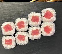 Ролл с тунцом