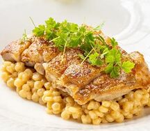 Бедро цыплёнка с птитимом