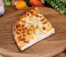 Кусочек хачапури по-имеретински 