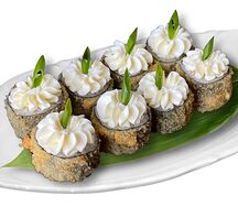 Кранч-ролл с лососем и угрем