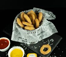 Луковые кольца с соусом