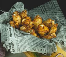 Крылья с соусом