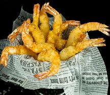 Креветки темпура с соусом