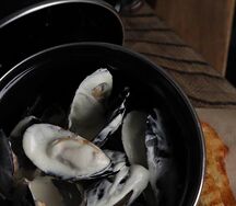 Мидии в соусе дорблю