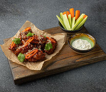 Куриные крылья с соусом BBQ XL