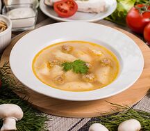 С клёцками и мясными фрикадельками