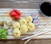 Маки Жареный лосось