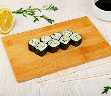 Хосомаки с огурцом