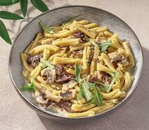 Казаречче с томлеными щечками
