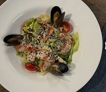 Салат фирменный Лакшери