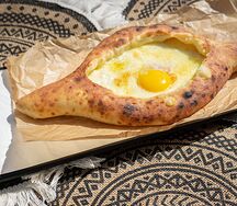 Хачапури по-аджарски