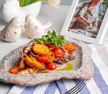 Жареха из телятины и цыпленка