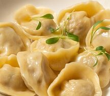 Куриные пельмени ручной лепки