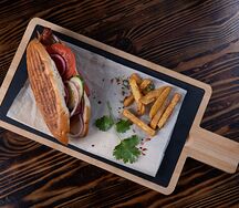 Хот-дог с охотничьей колбаской