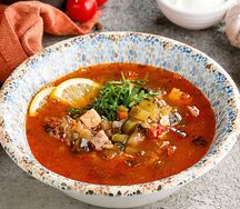 Солянка по-домашнему 